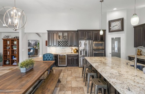 Tatum Horizons House | Luxurious Family Rental w/Heated Pool and sport court