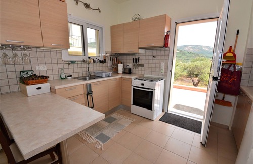 Kissamos House | Luxurious Seacoast Farm in Western Crete's Olive Region. Great for large groups.