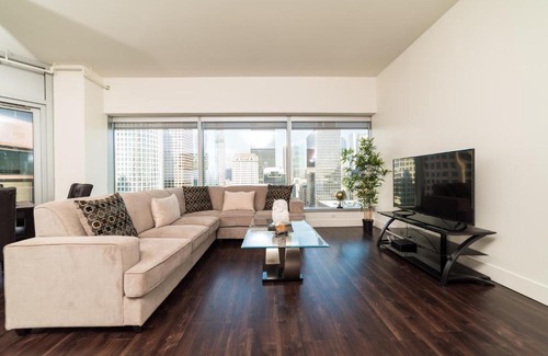 Downtown Los Angeles Apartment | Luxurious Highrise 2b 2b Apartment Heart Of Downtown LA