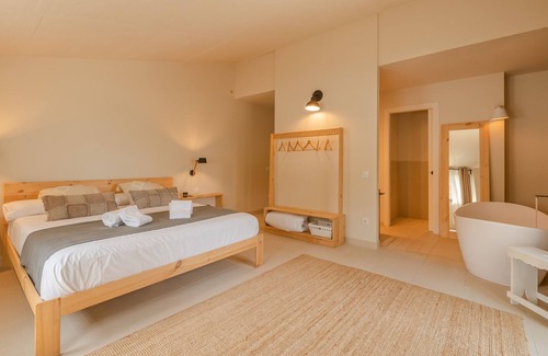Llagostera Other | Luxurious house with indoor and outdoor pool, privacy and large spaces