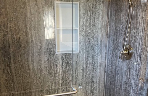 Plainwell House | Luxurious House with Huge Yard, Lake Access and Hot Tub. Sleeps up to 15 guests!