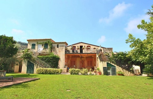 Fitili House | Luxurious Mansion in Parghelia near Sea