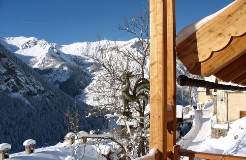 Saint-Veran Ski Chalet | Luxurious mountain chalet in Saint-Veran for 10 people, 4 bedrooms