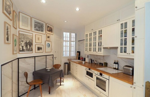 Faubourg Saint-Germain Apartment | Luxurious on the Champ de Mars, Eiffel & Ecole Militaire views, Balconies, Air C