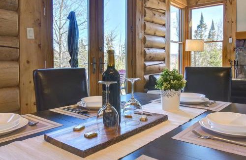 Lac Superieur Village House | Luxurious Scandinavian Cottage with Private Jacuzzi