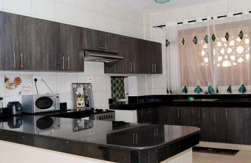 Nyali Apartment | Luxurious three bedroom Apartment