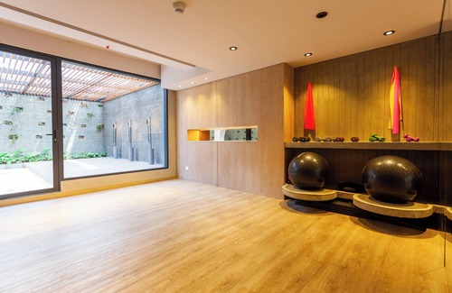 Calle 100 Apartment | Luxurious ultramodern clubhouse with swimming pool