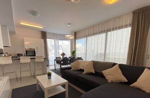 San Fulgencio Villa | Luxurious Villa Private Pool La Marina Urb LM3