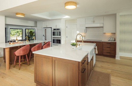 Folly Beach House | Luxurious Waterfront Getaway, minutes from Folly Beach