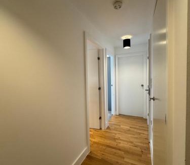 Stevenage Apartment | Luxury 1 bedroom Apartment, large balcony with Views Town Centre