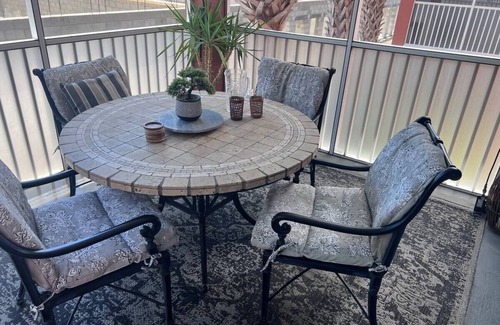 North Redington Beach Condo | Luxury 1/1 Condo Fully Upgraded Rite Near Beach Access