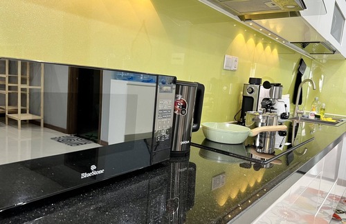 District 10 Apartment | Luxury 1BR in HaDo Centrosa Garden! Only 5 minutes to go Ben Thanh market
