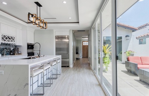 Garden Grove House | Luxury 2-bedroom ADU with AC, and WiFi in the heart of Garden Grove