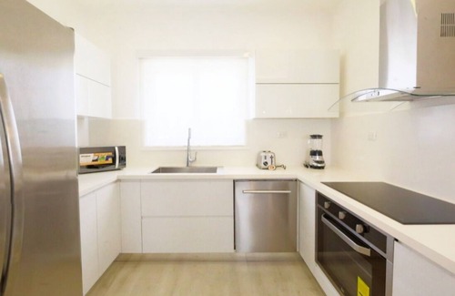 Bavaro Apartment | Luxury 2 Bedrooms 4 Guest pool+wifi OCEAN VIEW