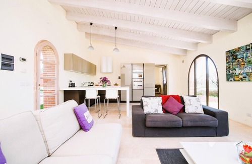 Trequanda Apartment | Luxury 2 Rooms Apt Rosemary in Siena Resort