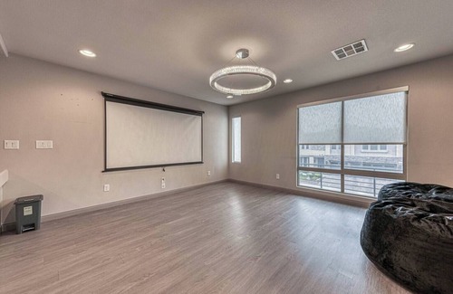 Enterprise House | Luxury 2 Story 3 Car Garage Home