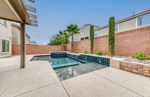 Enterprise House | Luxury 2 Story 3 Car Garage Home