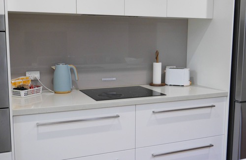 Caringbah South House | Luxury 2 story home in Yowie Bay. Close to Sydney CBD & Cronulla Beach
