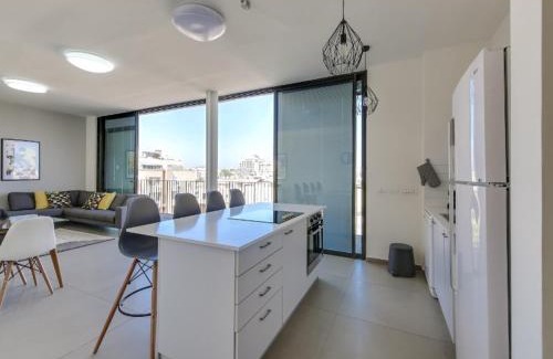 Old North Apartment | Luxury 2Bedroom brand new apt Carlton Hotel