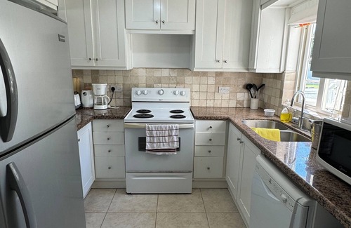 Gros Islet House | LUXURY 2Bedroom Villa Pool Golf view walk to Beach