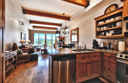 Kimball Junction House | Luxury 2BR Park City Retreat with Mountain & Preserve Views & Saltwater Hot Tub