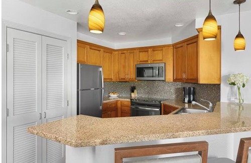 Palm Desert Apartment | Luxury 2BR Villa-Prime Location Coachella 2023