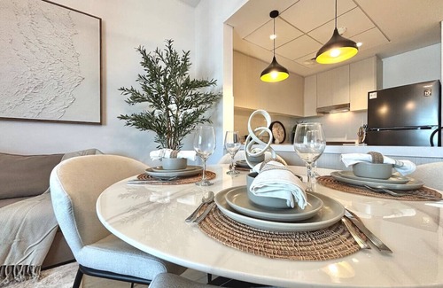 Abu Dhabi Apartment | Luxury 2BR, Yas Island by Ferrari World & Yas Mall