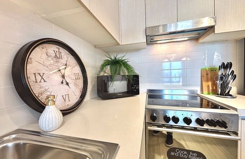 Abu Dhabi Apartment | Luxury 2BR, Yas Island by Ferrari World & Yas Mall