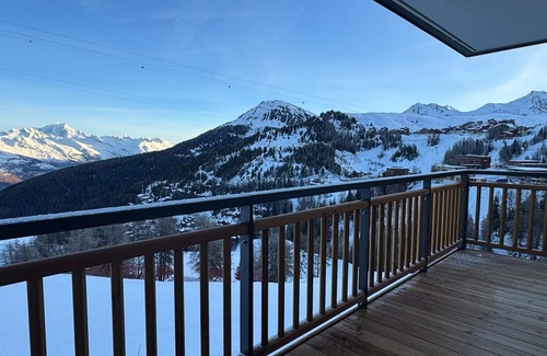 Plagne Centre Apartment | Luxury 3-Bedroom Apartment · Wifi · Ski In/Out · Parking · New
