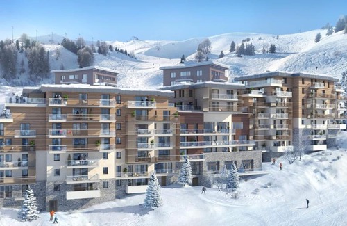 Plagne Centre Apartment | Luxury 3-Bedroom Apartment · Wifi · Ski In/Out · Parking · New