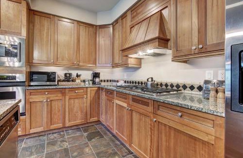 River Run Apartment | Luxury 3 BR in River Run Village Featuring Ski in, ski out! condo
