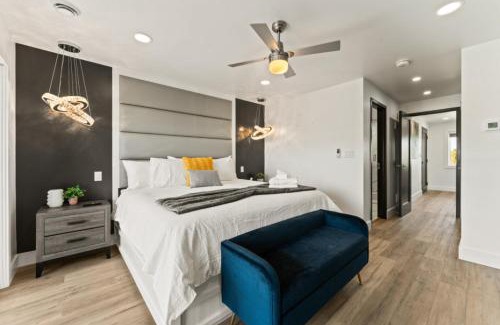 Leamington House | Luxury 3 level, 3 Bedroom 171-10 Condos