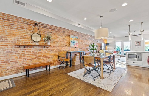 Bloomingdale Apartment | Luxury 3-level 3BR with roof deck, balcony, garage
