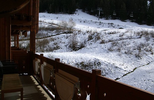 Prapoutel Apartment | Luxury 3-Room Cabin with Balcony, Ski-In/Ski-Out, Spa Access, Parking