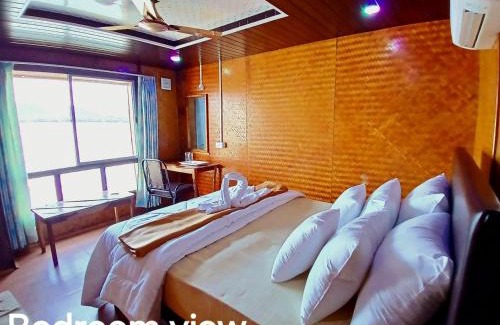 Chopdem Boat Rental | Luxury 3BHK Floating Villa in North Goa