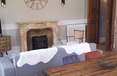 Jausiers Apartment | Luxury 3BR Apartment with Terrace and Private Garden, Stunning Valley Views