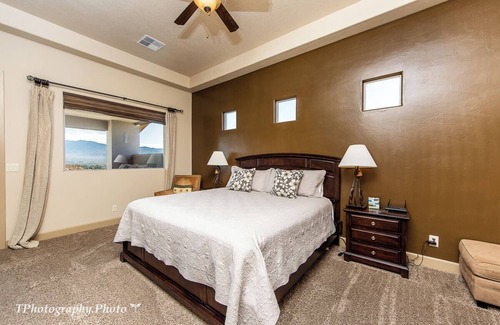 Mesquite House | Luxury, 4+ Bedroom, 4 Bath Home on Golf Course with the Best View in Mesquite!