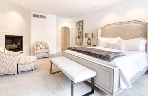 Vail Condo | Luxury 4 Bedroom Mountain Vacation Rental in the Heart of Lionshead Village in Vail