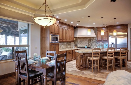Las Sendas House | Luxury 5 Bdrm 5 Bath Retreat, Gorgeous Red Mountain Views, Private Pool/Spa