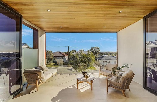 Scarborough House | Luxury 5 Bed 4 Bath New Home With OCEAN VIEWS