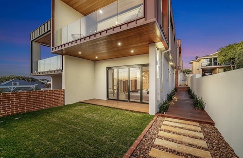 Scarborough House | Luxury 5 Bed 4 Bath New Home With OCEAN VIEWS