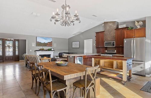 Lake Havasu City House | LUXURY 5 BEDROOM w/POOL AND AMAZING VIEWS!