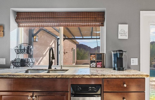 Lake Havasu City House | LUXURY 5 BEDROOM w/POOL AND AMAZING VIEWS!