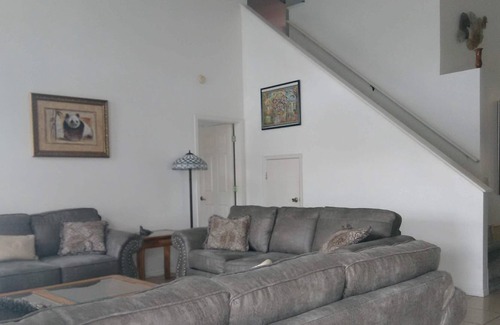 Lake Davenport Estates House | Luxury 5 BR 3 bath Villa Games Rm, Pool & View of Disney Fireworks