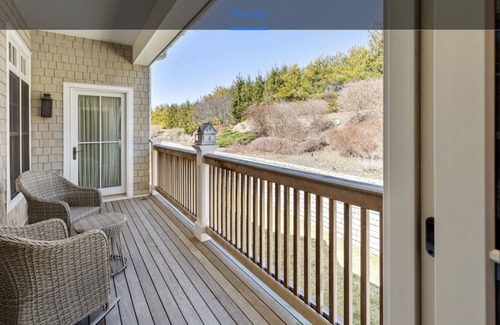 Southampton Condo | Luxury 5 star Condo in the heart of Hampton