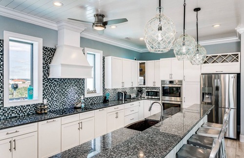 Villa Segunda House | Luxury 6 Bedroom Gulf View House w/Private Pool, Firepit and more!