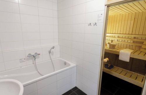 Heimbach Villa | Luxury 8-person villa with its own sauna at Dormio Resort Eifeler Tor