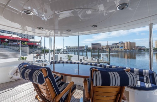 Harbour Island Boat Rental | Luxury 82' Sunseeker Yacht on Harbour Island