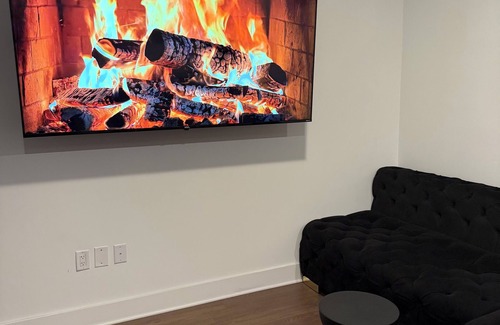 Atlantic Station Area Apartment | Luxury and Modern Unit