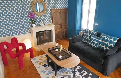 Arromanches-les-Bains Apartment | Luxury apartment - with terrace and sea view